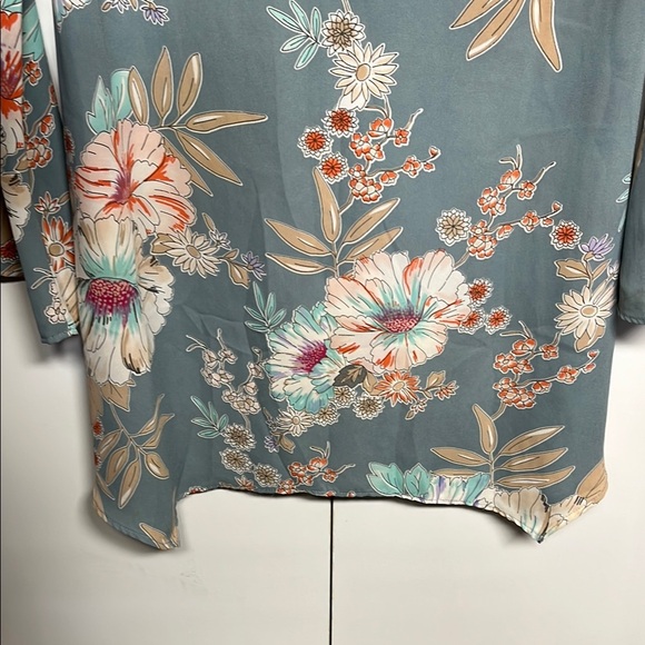 Lord & Taylor Floral Print V-Neck Dress - Picture 4 of 10